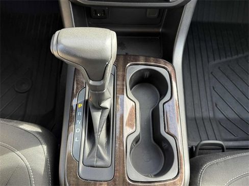 Used 2019 GMC Canyon SLE w/ Elevation Edition image 5