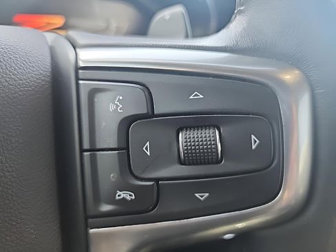 Used 2023 Chevrolet Silverado 1500 LTZ AWD/4WD image 21