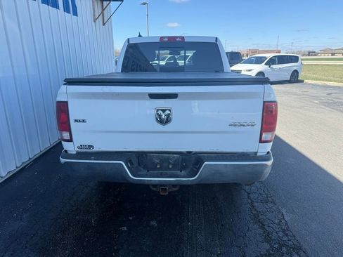 Used 2019 RAM 1500 Classic SLT w/ Luxury Group image 6