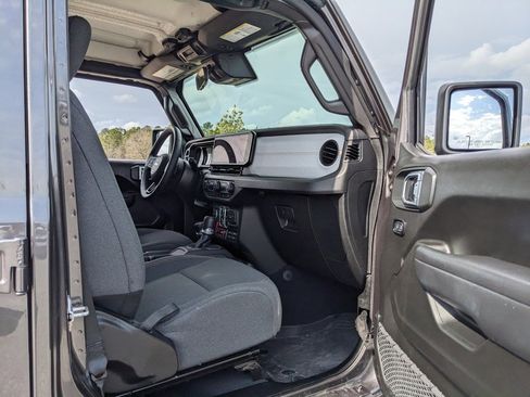 Used 2025 Jeep Wrangler Unlimited Sport S 4xe image 35