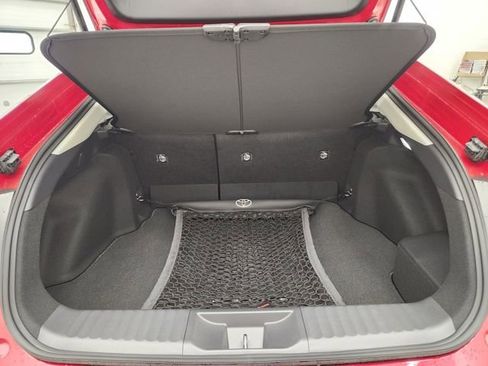 New 2026 Toyota Prius LE FWD image 28