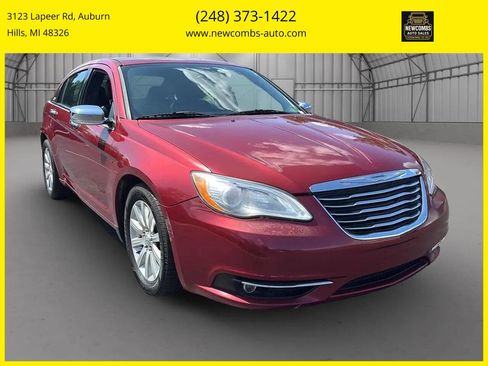 Used 2014 Chrysler 200 Limited w/ Sun/Sound Group image 1
