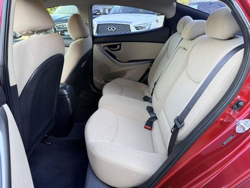 Used 2014 Hyundai Elantra SE w/ Option Group 02 FWD image 20