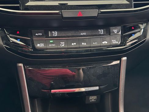 Used 2016 Honda Accord EX image 29