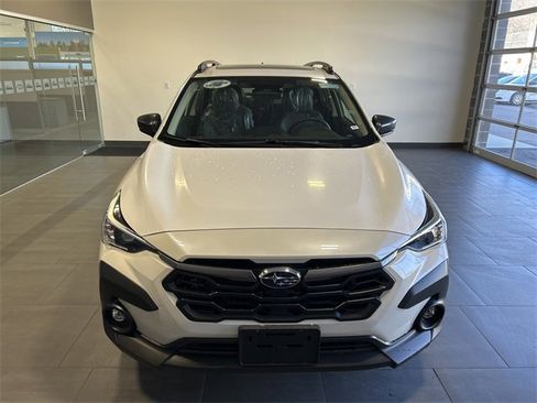 Used 2025 Subaru Crosstrek 2.0i Premium image 2