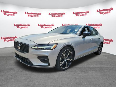 Used 2024 Volvo S60 B5 Core AWD/4WD image 19