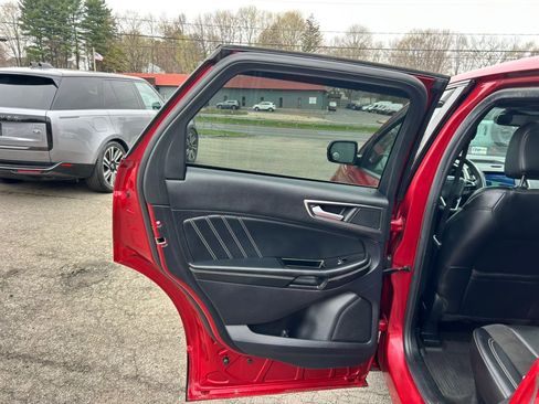 Used 2020 Ford Edge ST w/ Equipment Group 401A AWD/4WD image 17