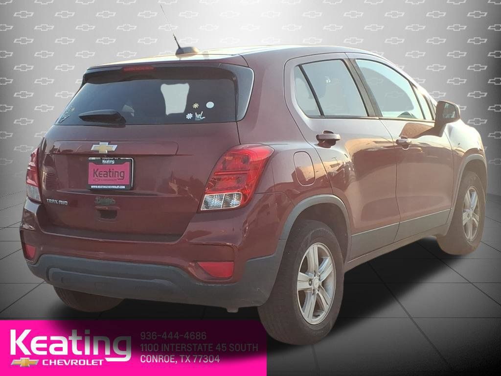 Used 2021 Chevrolet Trax LS w/ Tint and Cruise Package AWD/4WD image 10