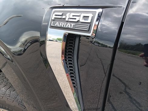 Used 2023 Ford F150 Lariat AWD/4WD image 13