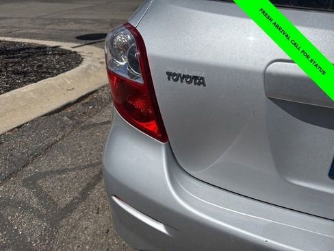 Used 2010 Toyota Matrix S AWD/4WD image 8