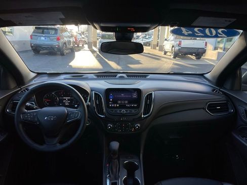 Used 2024 Chevrolet Equinox RS w/ RS Leather Package image 10