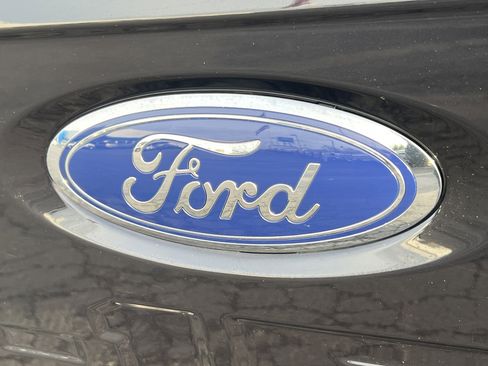 Used 2023 Ford F150 Lariat image 8