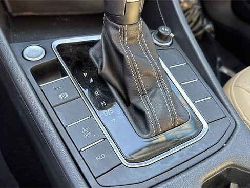 Used 2021 Volkswagen Jetta SE image 53