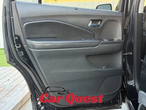 Used 2019 Honda Pilot EX-L image 12