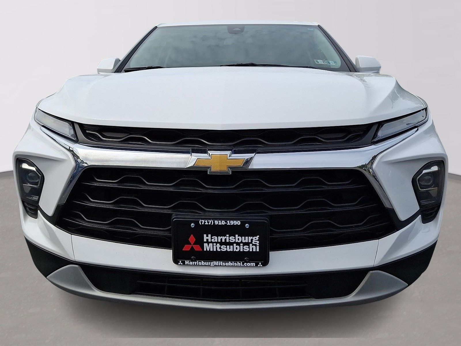 Used 2024 Chevrolet Blazer LT AWD/4WD image 2