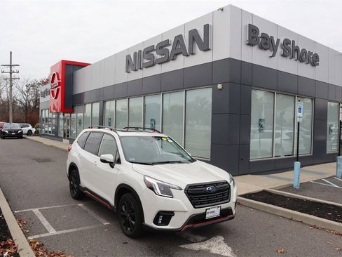 Used 2023 Subaru Forester Sport image 2