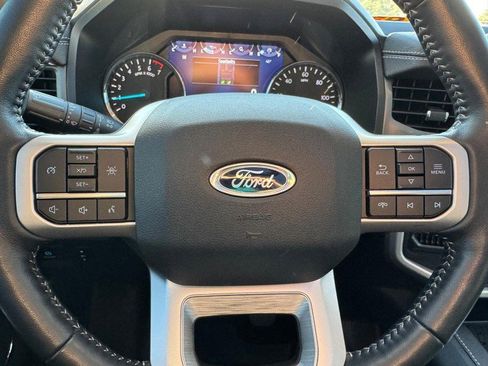 Used 2022 Ford Expedition Max XLT image 22