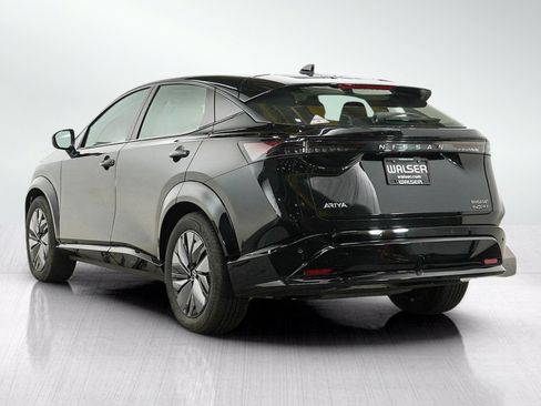 Used 2024 Nissan Ariya AWD image 3