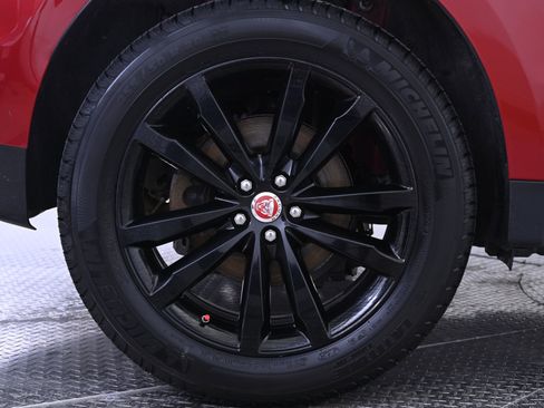 Used 2020 Jaguar F-PACE Prestige image 13