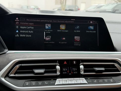 Used 2021 BMW X7 M50i image 17