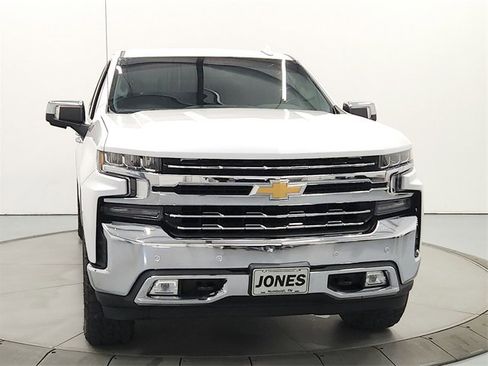 Used 2019 Chevrolet Silverado 1500 LTZ w/ LTZ Texas Edition image 2