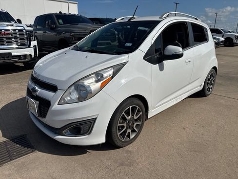 Used 2014 Chevrolet Spark LT FWD image 1