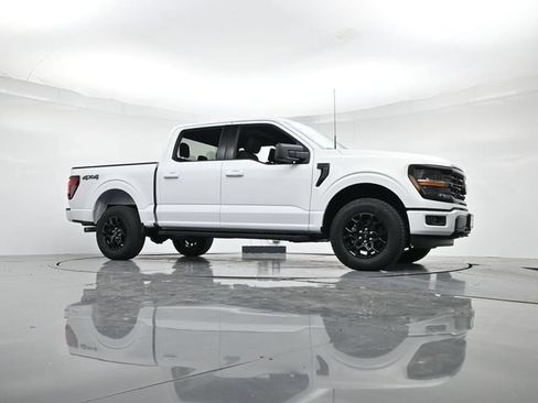 New 2026 Ford F150 XLT w/ Equipment Group 302A MID AWD/4WD image 32