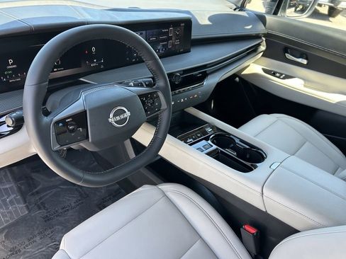 Certified 2025 Nissan Murano SV w/ Cargo Package AWD/4WD image 31