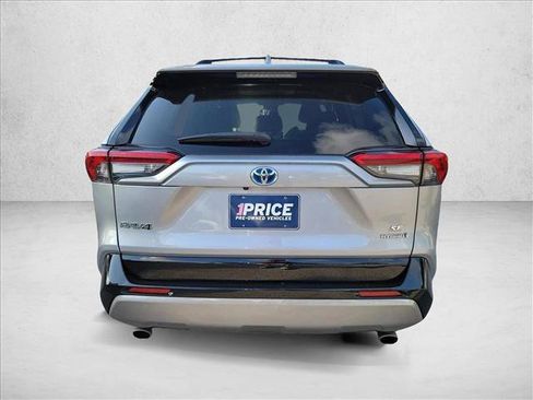 Used 2023 Toyota RAV4 SE AWD/4WD image 6