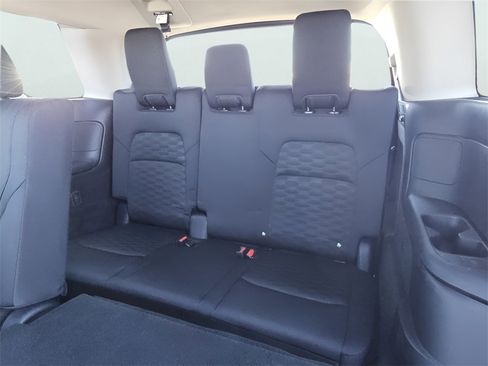 New 2026 Nissan Pathfinder SV image 15