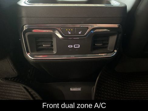 Used 2024 GMC Sierra 1500 Denali Ultimate AWD/4WD image 14