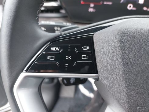 Certified 2025 Audi Q5 Premium Plus w/ Premium Plus AWD/4WD image 17