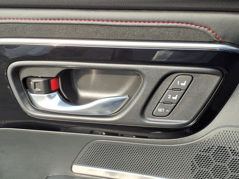 Certified 2025 Acura ADX A-Spec image 17