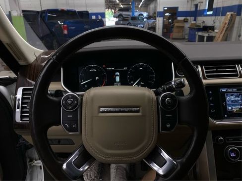 Used 2016 Land Rover Range Rover HSE AWD/4WD image 23