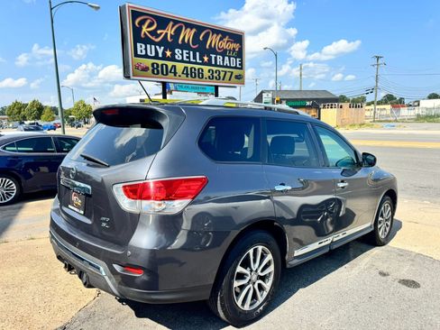 Used 2013 Nissan Pathfinder SL w/ Trailer Tow Pkg AWD/4WD image 3