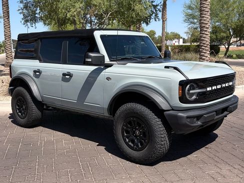 Used 2022 Ford Bronco Wildtrak AWD/4WD image 1