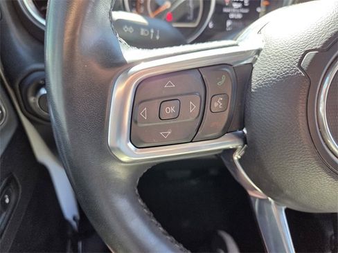 Certified 2022 Jeep Wrangler Unlimited Sahara image 30