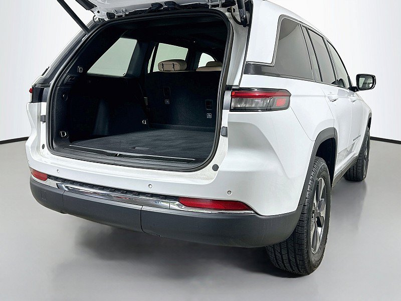 Used 2022 Jeep Grand Cherokee Limited 4xe AWD/4WD image 29