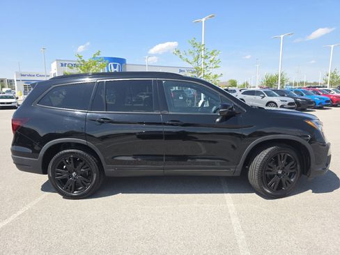 Certified 2021 Honda Pilot Black Edition image 19