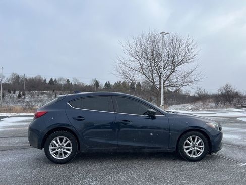Used 2014 MAZDA MAZDA3 i Touring w/ Technology Package image 3