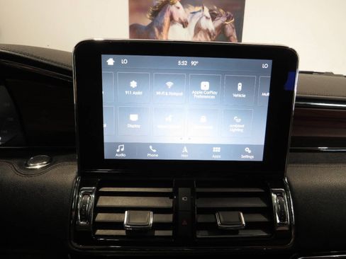 Used 2018 Lincoln Navigator Reserve w/ Technology Package AWD/4WD image 27