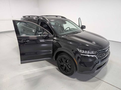 Used 2023 Kia Sorento S AWD/4WD image 16