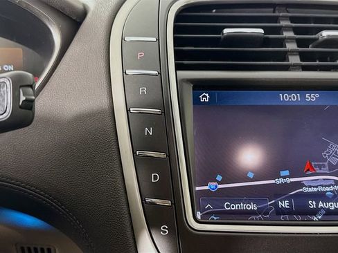 Used 2020 Lincoln Nautilus Reserve image 20