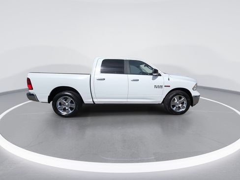 Used 2017 RAM 1500 Big Horn AWD/4WD image 9