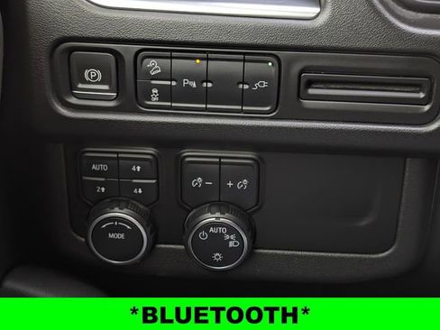 Used 2021 Chevrolet Tahoe Z71 image 17