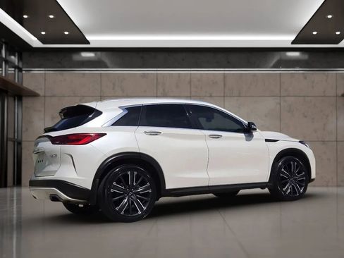 Used 2022 INFINITI QX50 Luxe w/ Appearance Package image 7