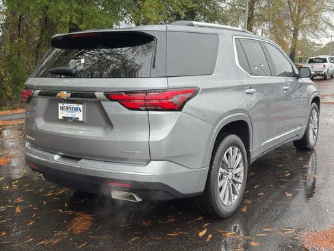 Used 2023 Chevrolet Traverse Premier image 10