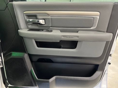 Used 2016 RAM 1500 Big Horn image 24