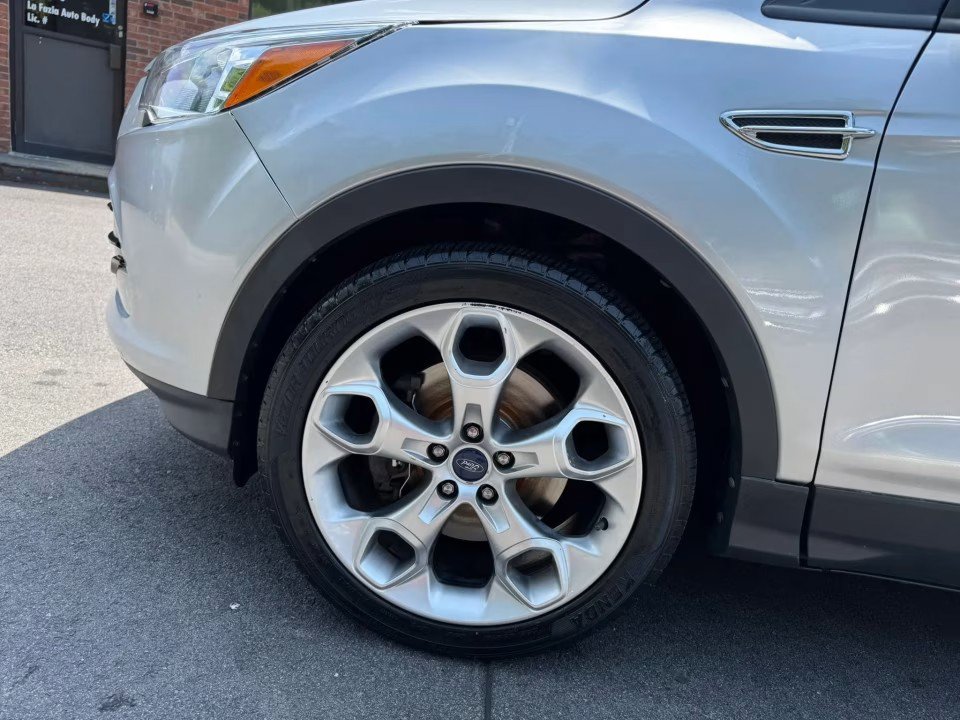 Used 2015 Ford Escape Titanium AWD/4WD image 11