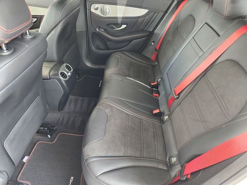 Used 2018 Mercedes-Benz GLC 43 AMG 4MATIC image 31